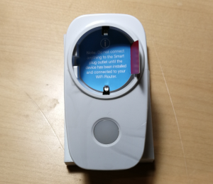 Wifi Smart plug just uppackad ur förpackningen.