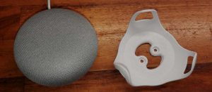 Google Home Mini med 3D utskrivet fäste