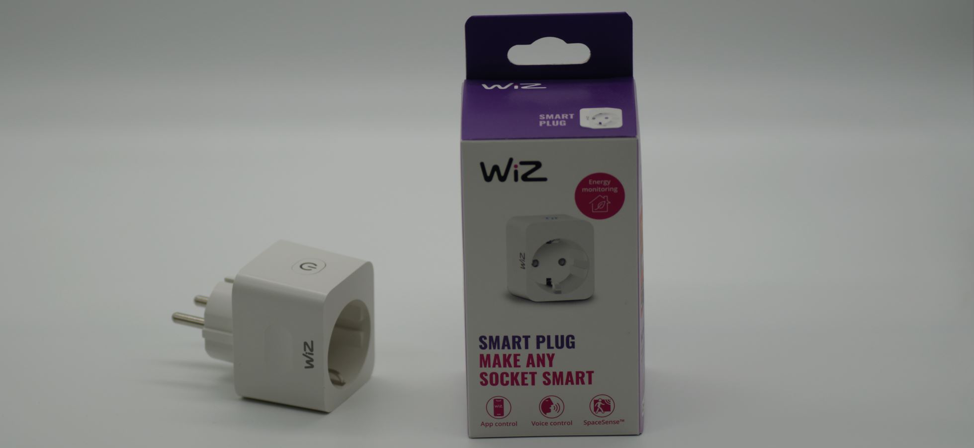 Wiz Power Plug med energimätning kopplar upp via ditt 2.4 Ghz wifi och har stöd för matter